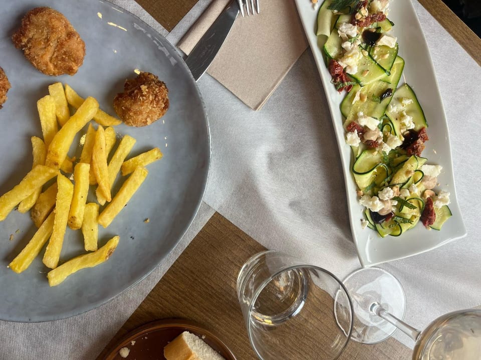 Food and drinks, Food