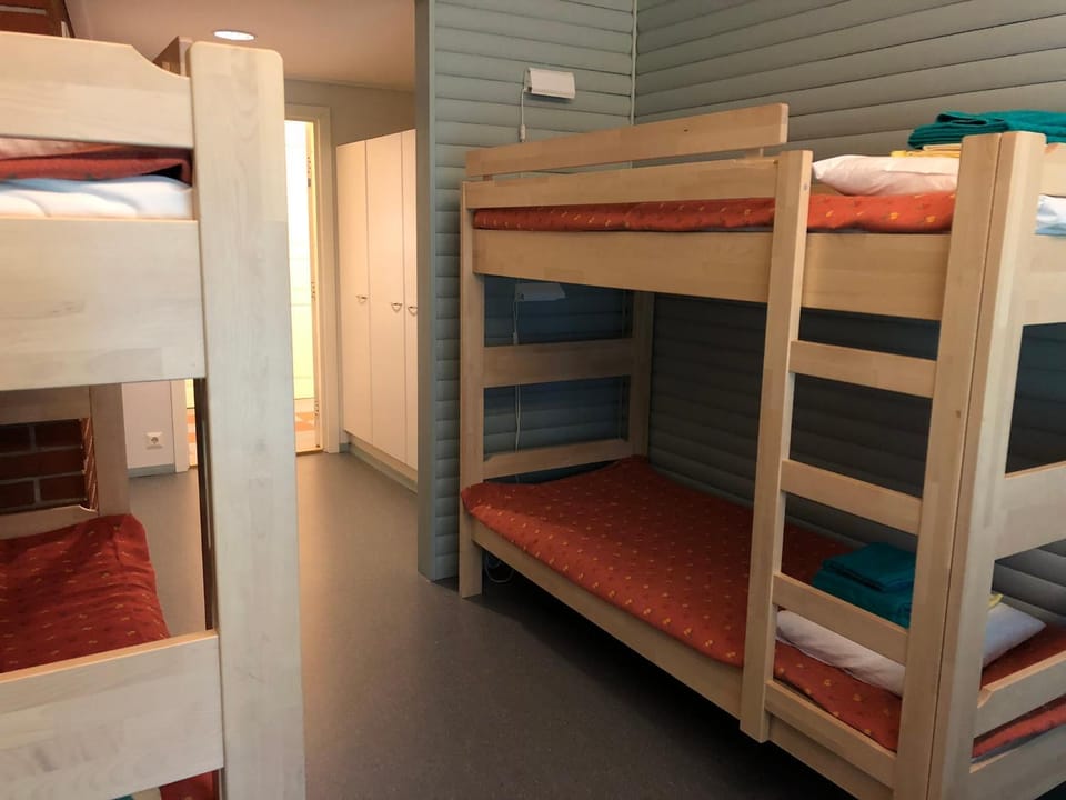 bunk bed