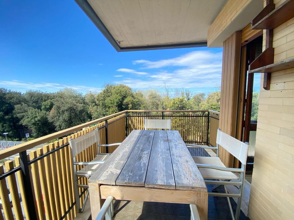 Day, Natural landscape, View (from property/room), Balcony/Terrace, Dining area