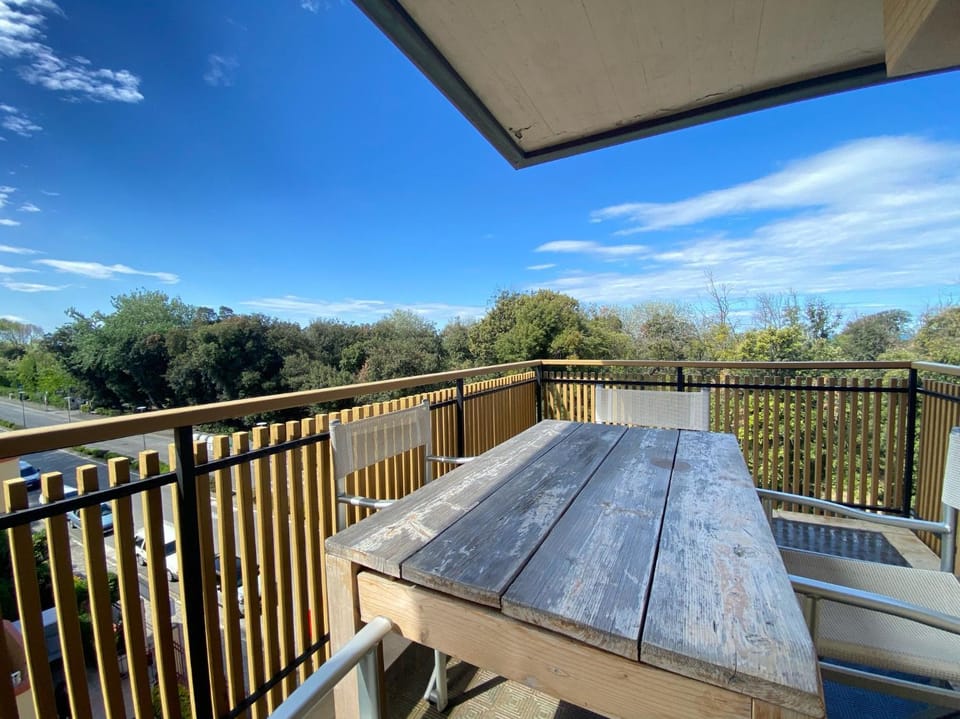 Day, Natural landscape, View (from property/room), Balcony/Terrace, Dining area