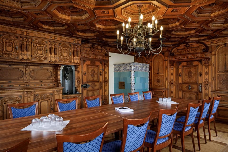Meeting/conference room