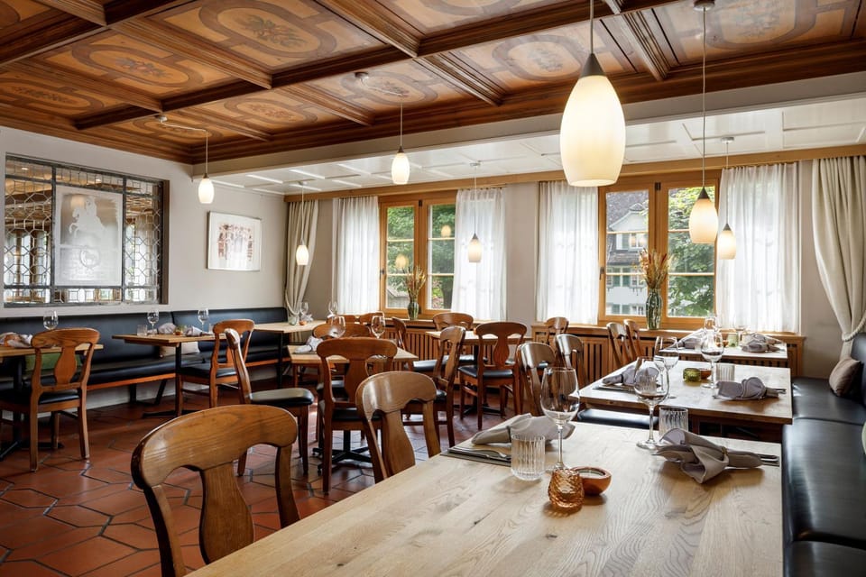 Restaurant/places to eat
