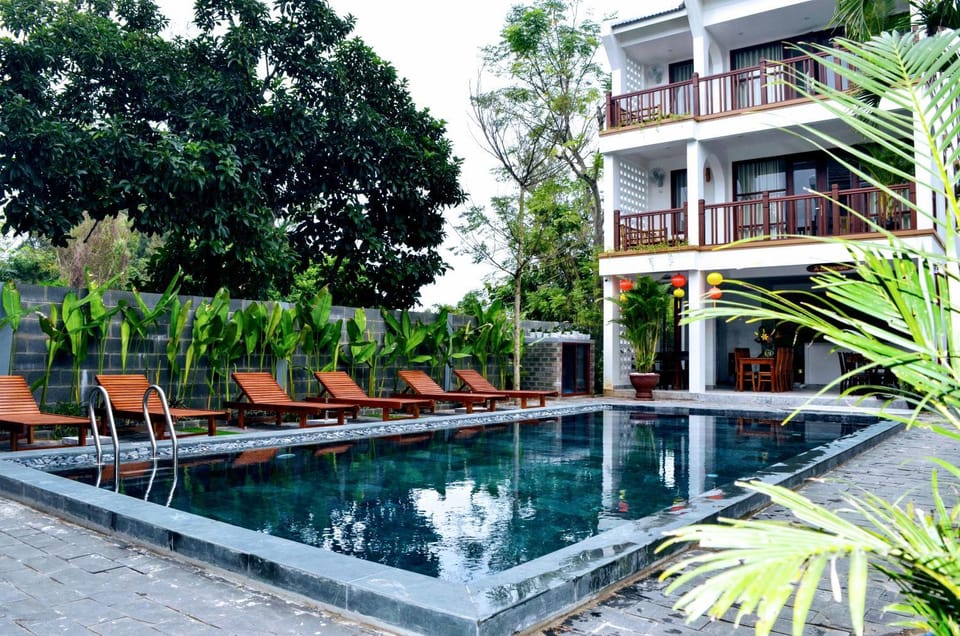 Restaurant/places to eat, Balcony/Terrace, Floor plan, Pool view, Swimming pool