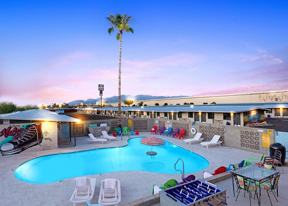 Game Room, Area and facilities, Swimming pool, Sunset