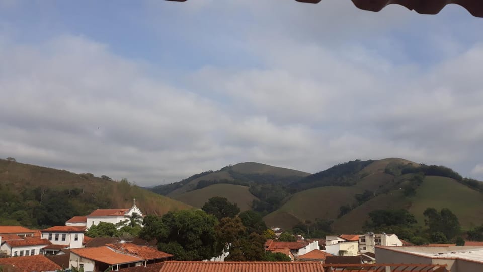 Restaurant/places to eat, Natural landscape, Balcony/Terrace, Mountain view, Breakfast