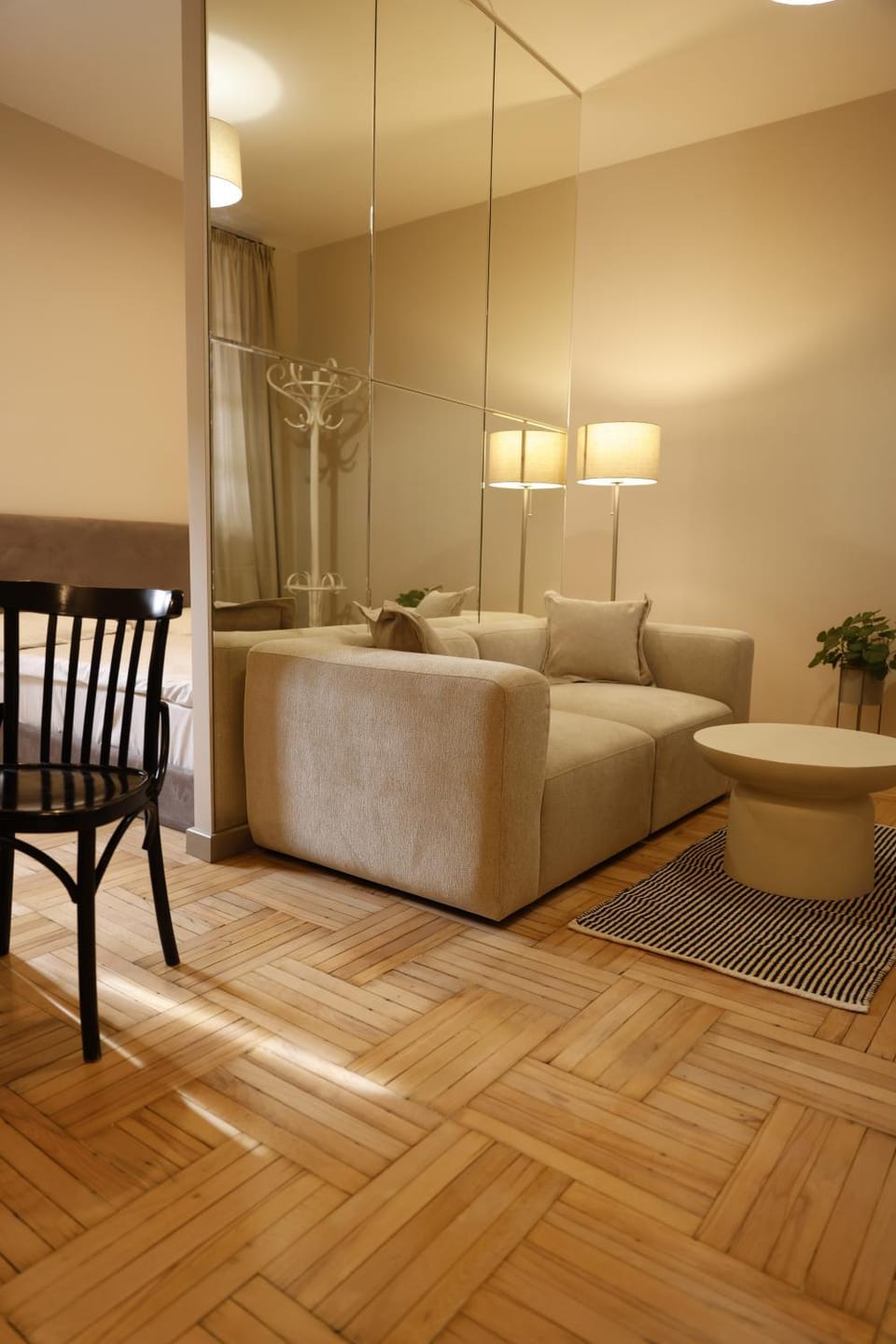 Modern 1 BR Apartment near Liberty Square Apartment in Tbilisi, Georgia