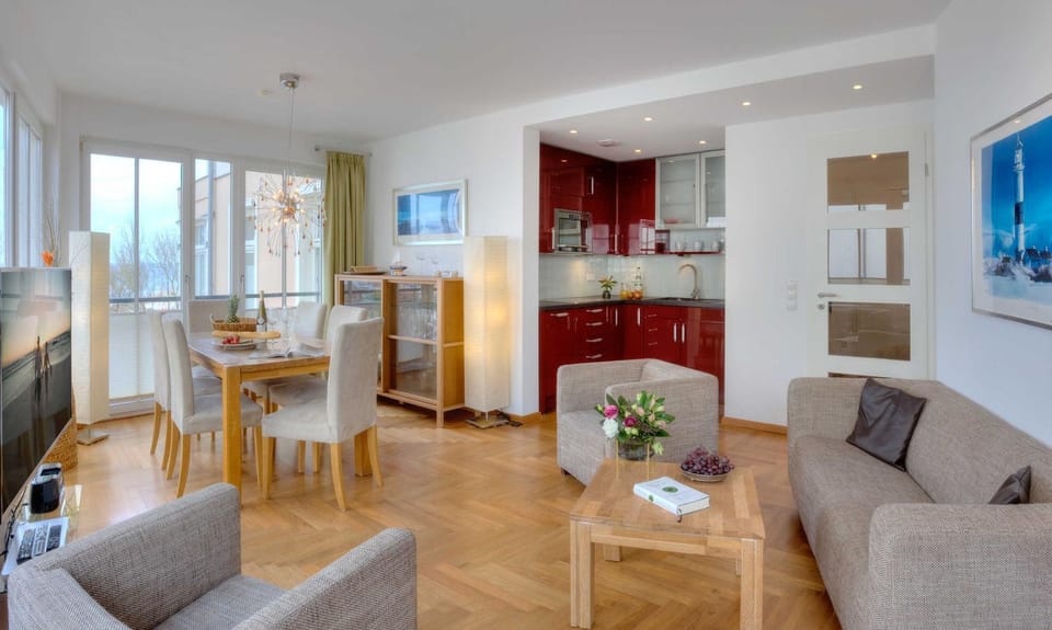 Kitchen or kitchenette, Living room, Dining area