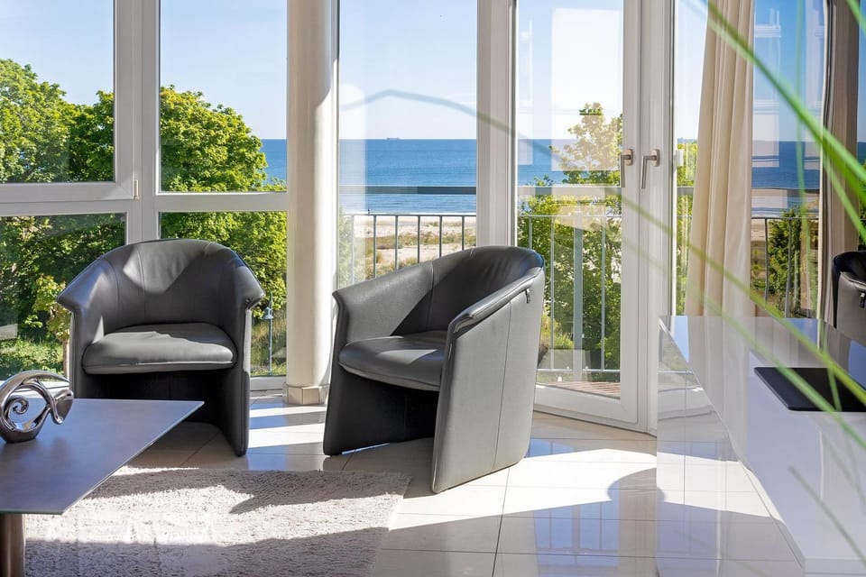 View (from property/room), Seating area, Sea view