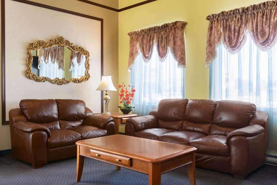 Lobby or reception, On site