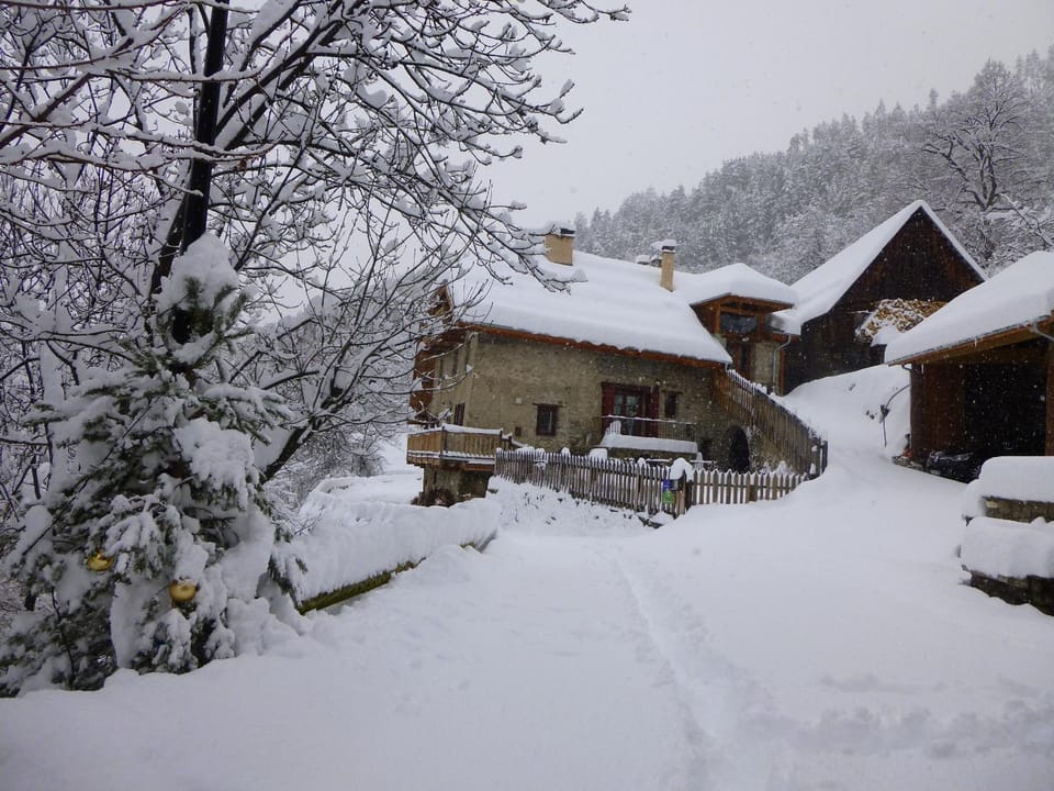 B&B Fontbriand Bed and Breakfast in Provence-Alpes-Côte d'Azur