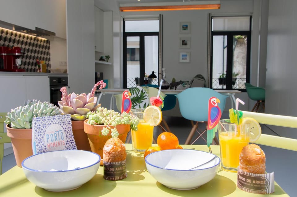 Balcony/Terrace, Food