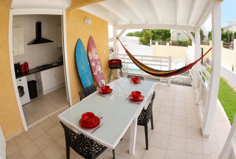 Petit havre de paix - Piscine et plage à pied Apartment in Le Gosier