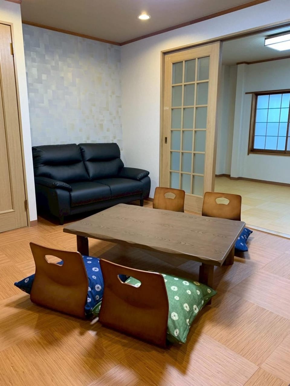 Photo of the whole room