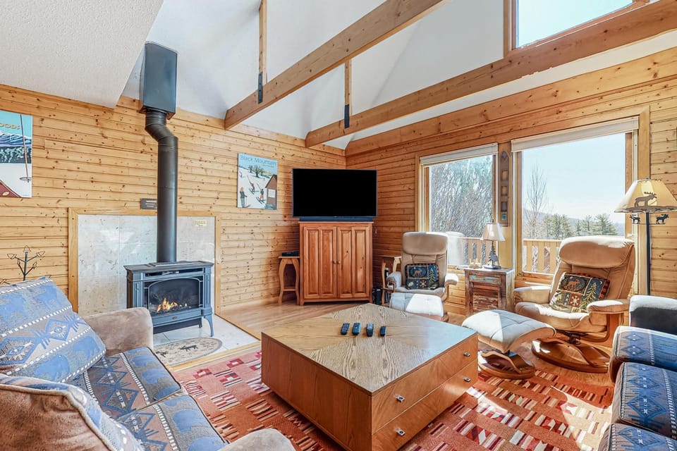 272 Dundee Road House in Bartlett