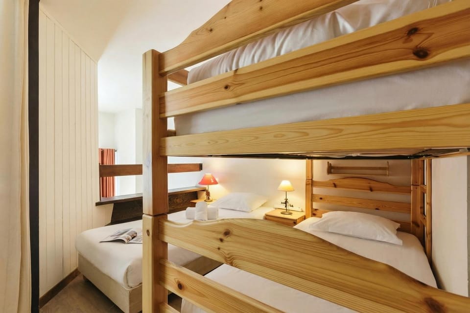 bunk bed