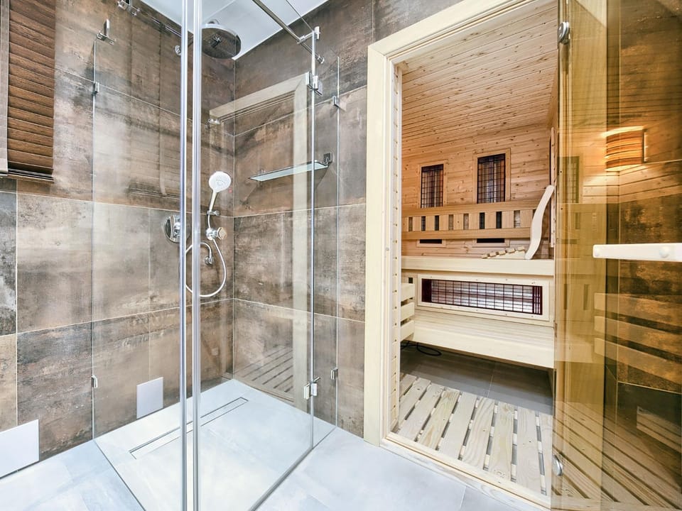Sauna, Bathroom