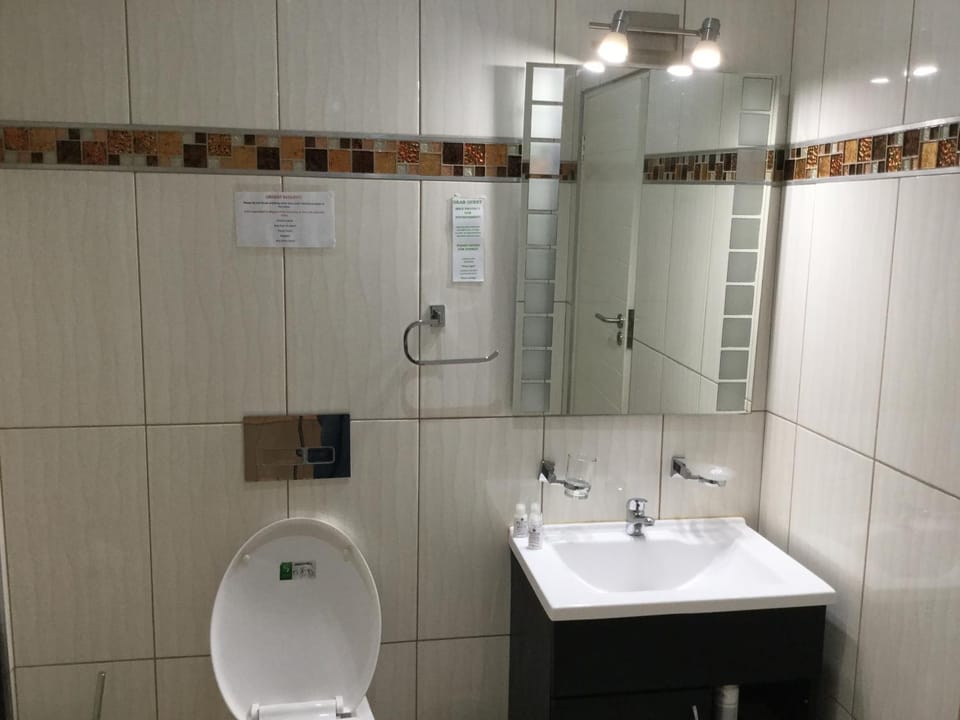 Goodey's Guesthouse Bed and Breakfast in Pretoria