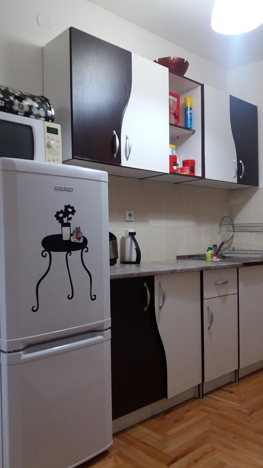 Coffee/tea facilities, Kitchen or kitchenette, Dining area