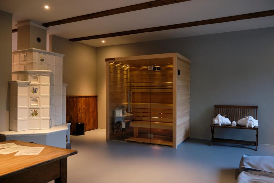 Sauna, Spa and wellness centre/facilities, Photo of the whole room, towels