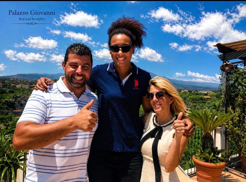 Palazzo Giovanni bed and breakfast Bed and Breakfast in Acireale