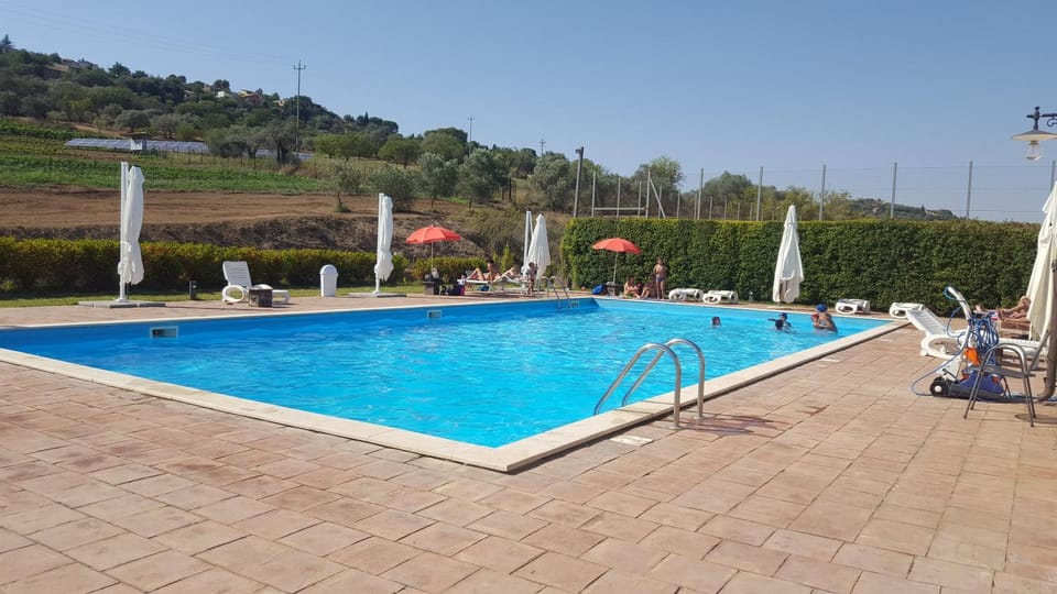 Swimming pool, Swimming pool