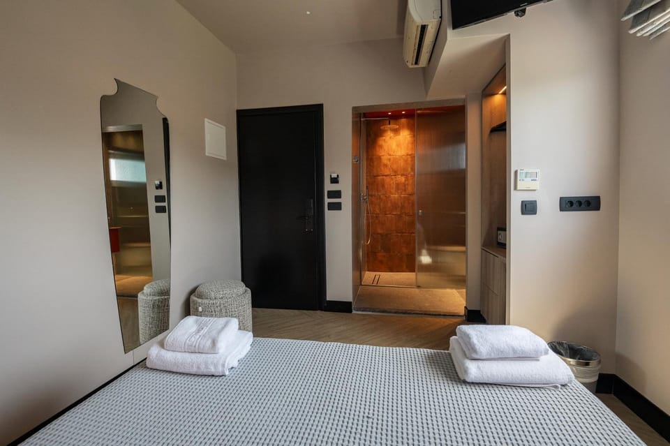 Hotel Coral Hotel in Peloponnese, Western Greece and the Ionian