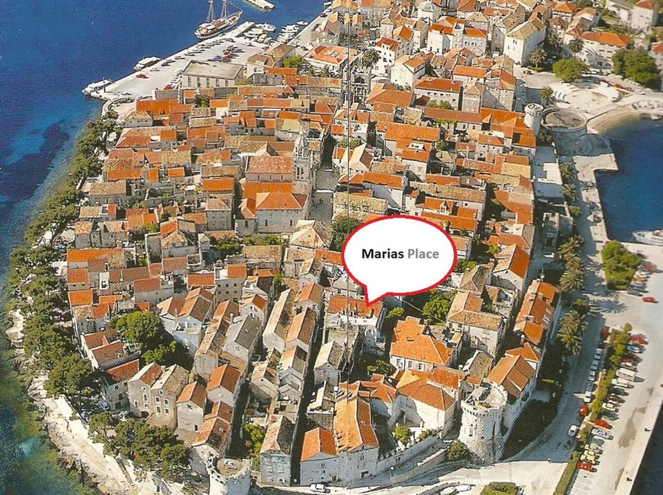 Property building, Property logo or sign, On site, Location