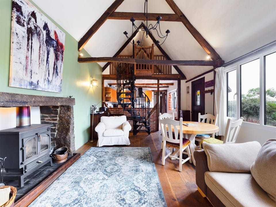 Living room, Photo of the whole room, Dining area