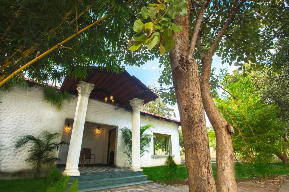 Property building, Garden