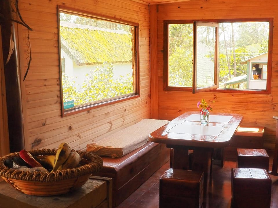 Lounge or bar, Communal kitchen