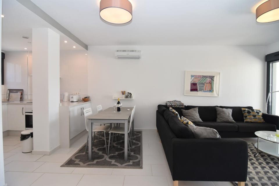 Oasis Beach VI South facing pool view La Zenia Apartment in Vega Baja del Segura