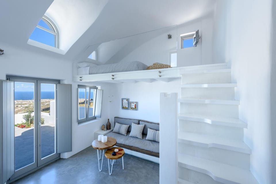 Living room, Bedroom