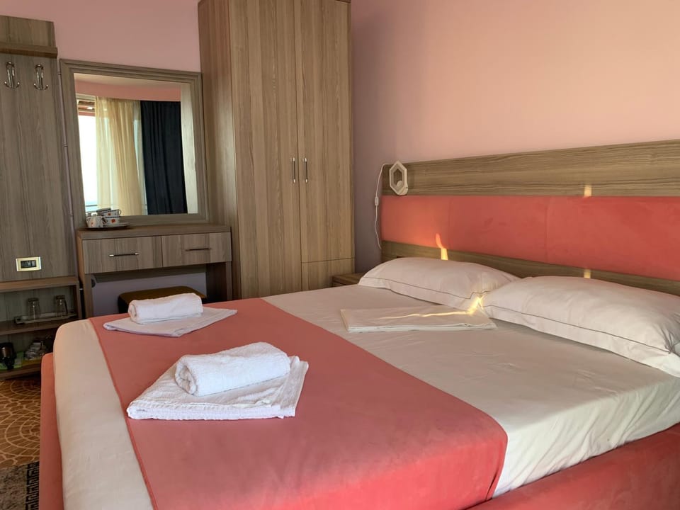 Hotel Odhisea Qeparo Hotel in Vlorë County, Albania