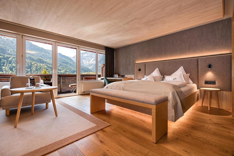 Bed, View (from property/room), Photo of the whole room, Bedroom, Mountain view