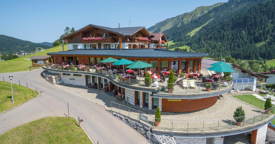 Property building, View (from property/room)