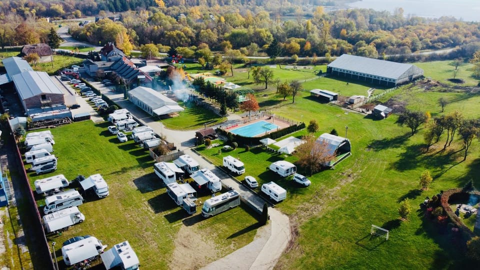 Property building, Off site, Day, Natural landscape, Bird's eye view, Summer, Children play ground, Horse-riding, Horse-riding, Swimming pool, Entertainment, Location, Parking