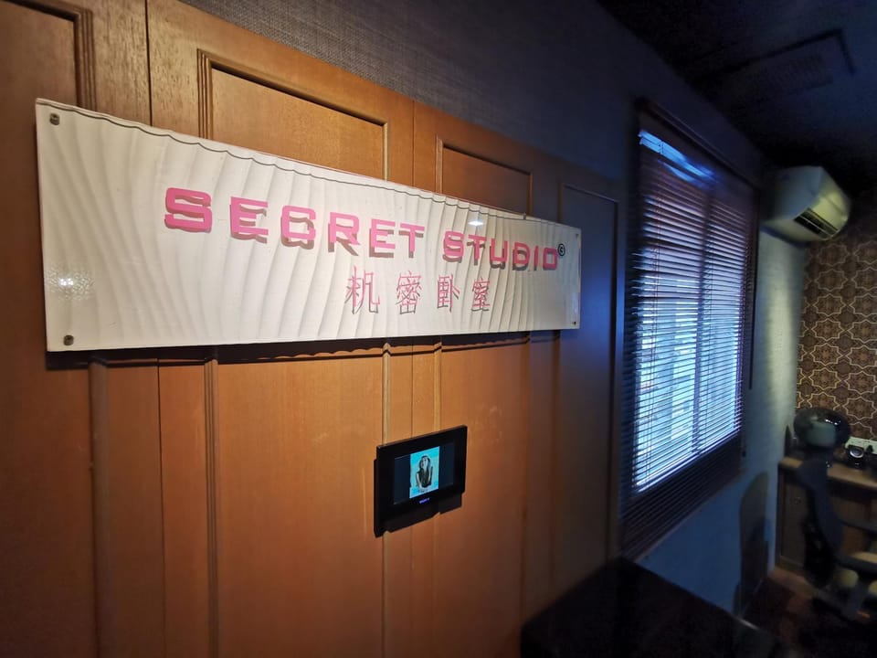 SECRET STUDIO On Factory Bed and Breakfast in George Town
