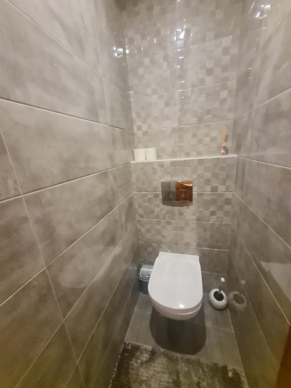 Апартаменти біля автостанції Кравчука, 40 Apartment in Ukraine