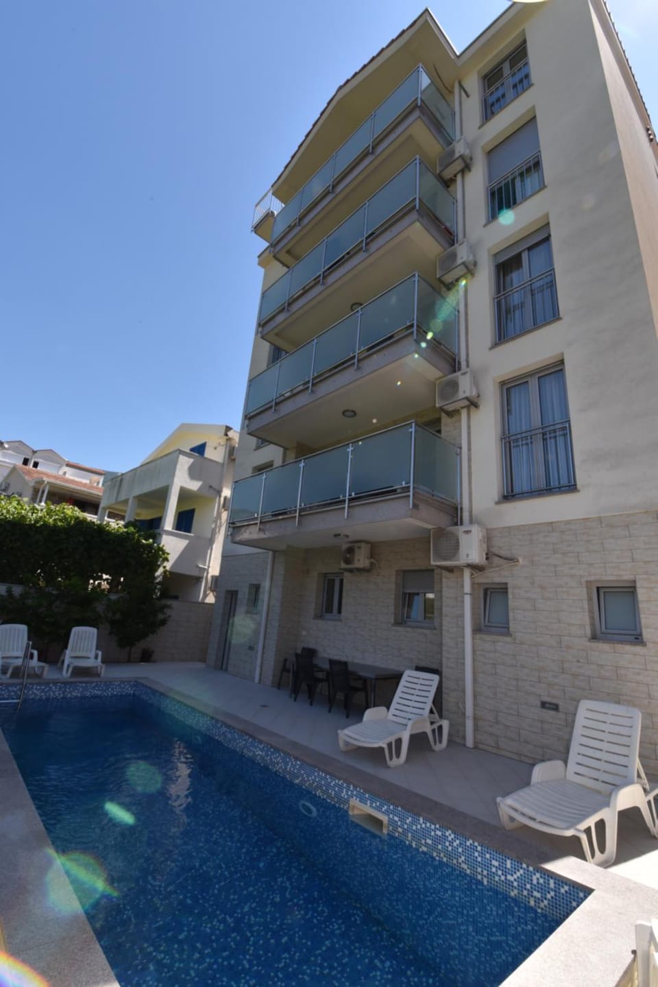 Property building, Pool view