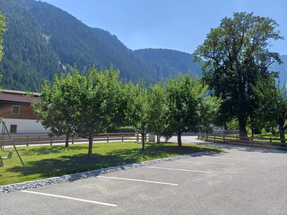 Mountain view, Parking