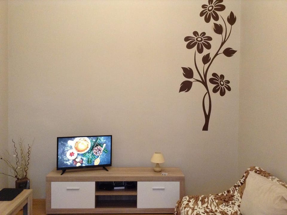 Living room, Decorative detail, Seating area
