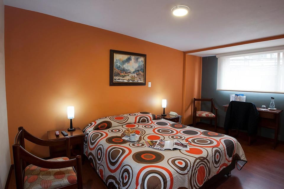 Day, Bedroom, Street view