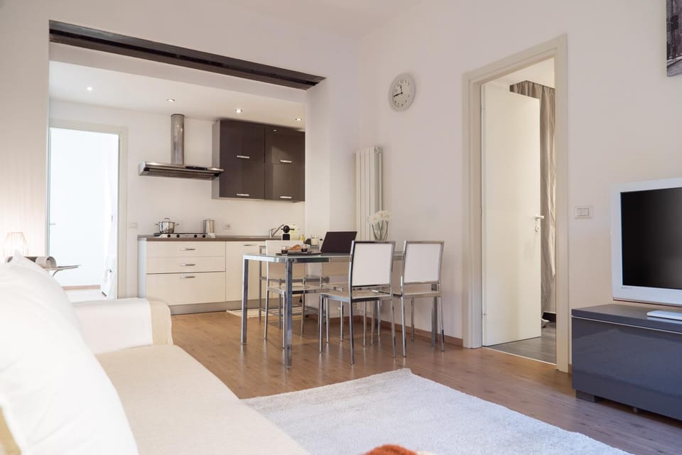 Charming Sempione Apartment Apartment in Milan