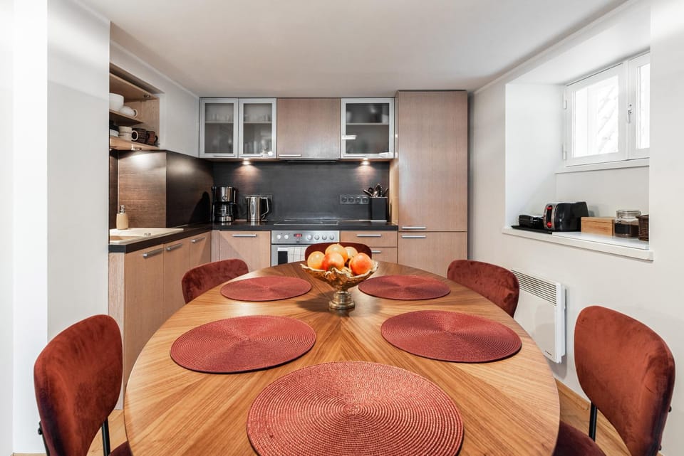 Coffee/tea facilities, Kitchen or kitchenette, dishwasher, minibar, pet friendly, pet friendly, stove, stove, toaster, toaster, kitchen, kitchen