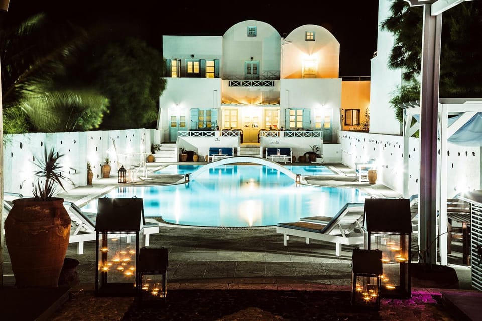 Aeolis Santorini House in Perissa