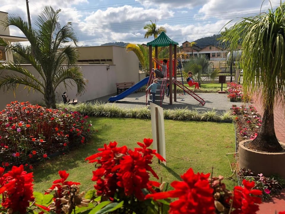 Day, Natural landscape, Children play ground, Garden, Garden view