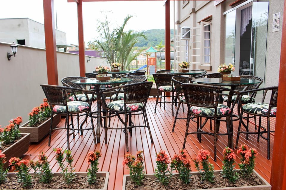 Patio, Spring, Day, View (from property/room), Balcony/Terrace, Banquet/Function facilities, Dining area