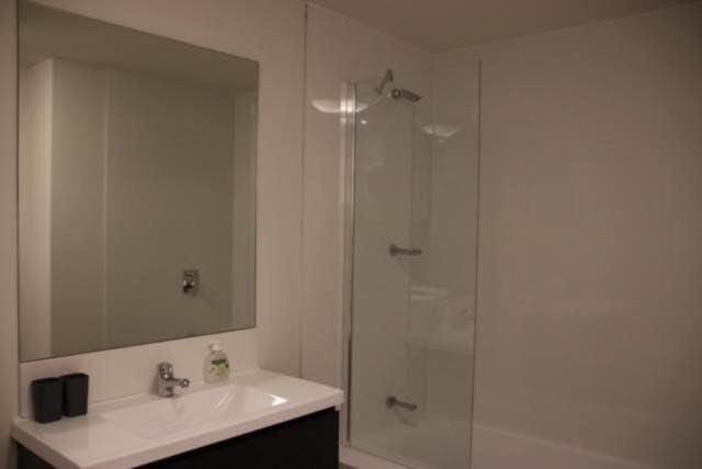 Liverpool New Apt 2BR and 2Bath Apartment in Sydney