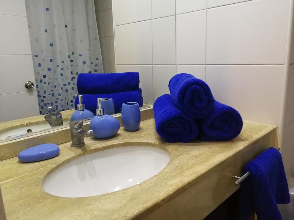 Bathroom, towels