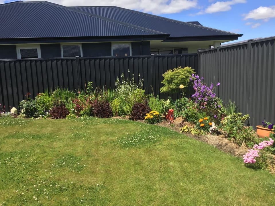 Sabai sabai 27 Bed and Breakfast in Otago